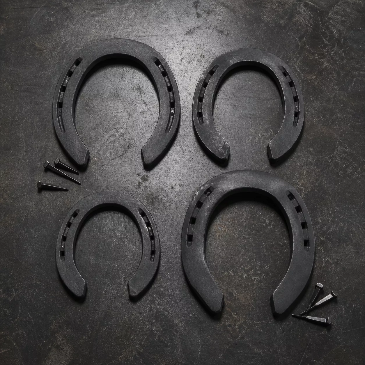 Open U-shaped forged steel horseshoe profiles